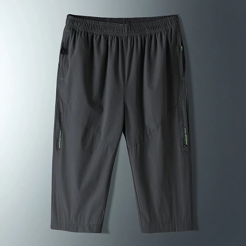 Simple and Stylish Casual Shorts Men's Trendy Breathable Lightweight Summer Beach Five Pants Loose Cropped Pants