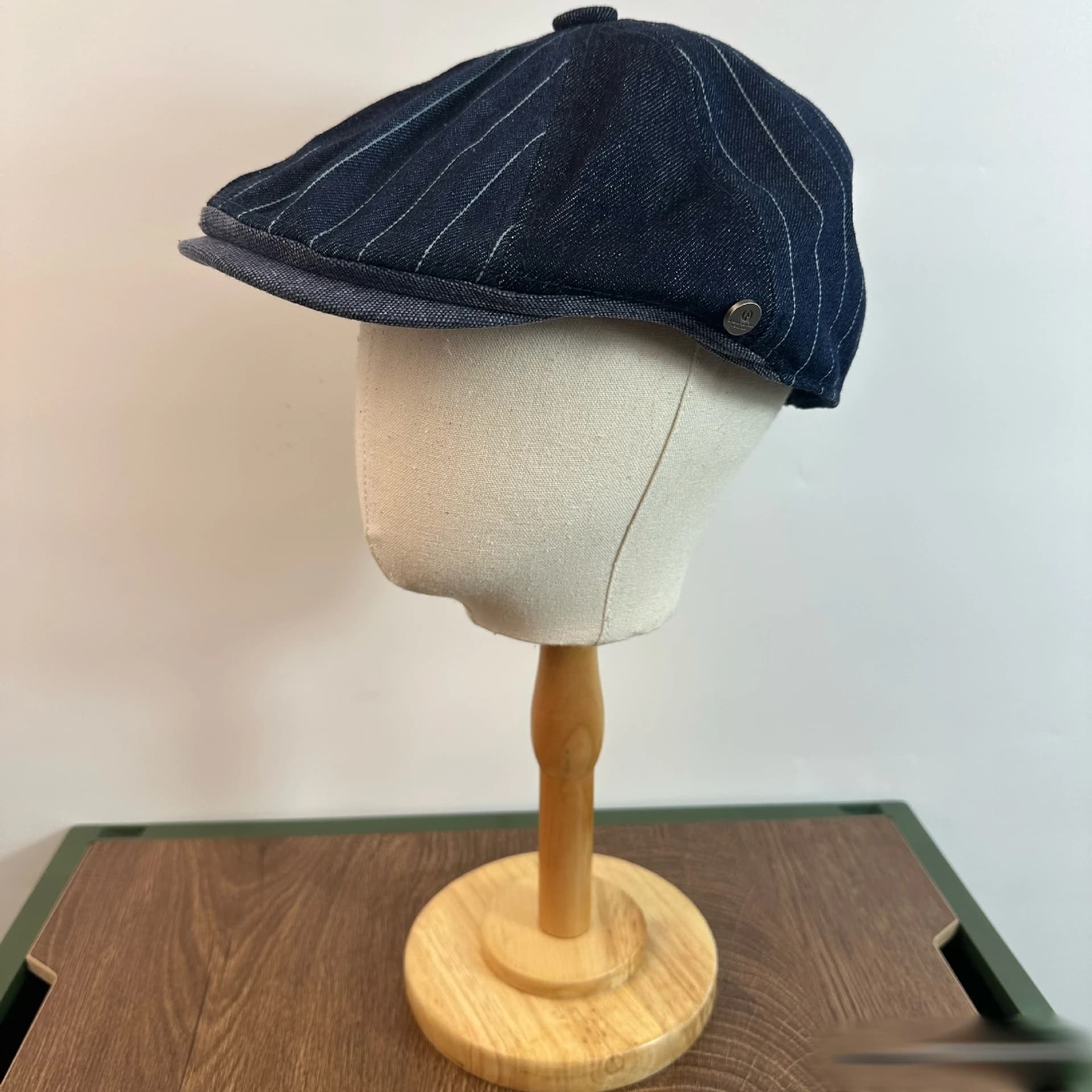 Japanese Retro Washed Striped Denim Forward Hat Men's and Women's Spring and Autumn British Outdoor Sunshade Newsboy Caps Gorras