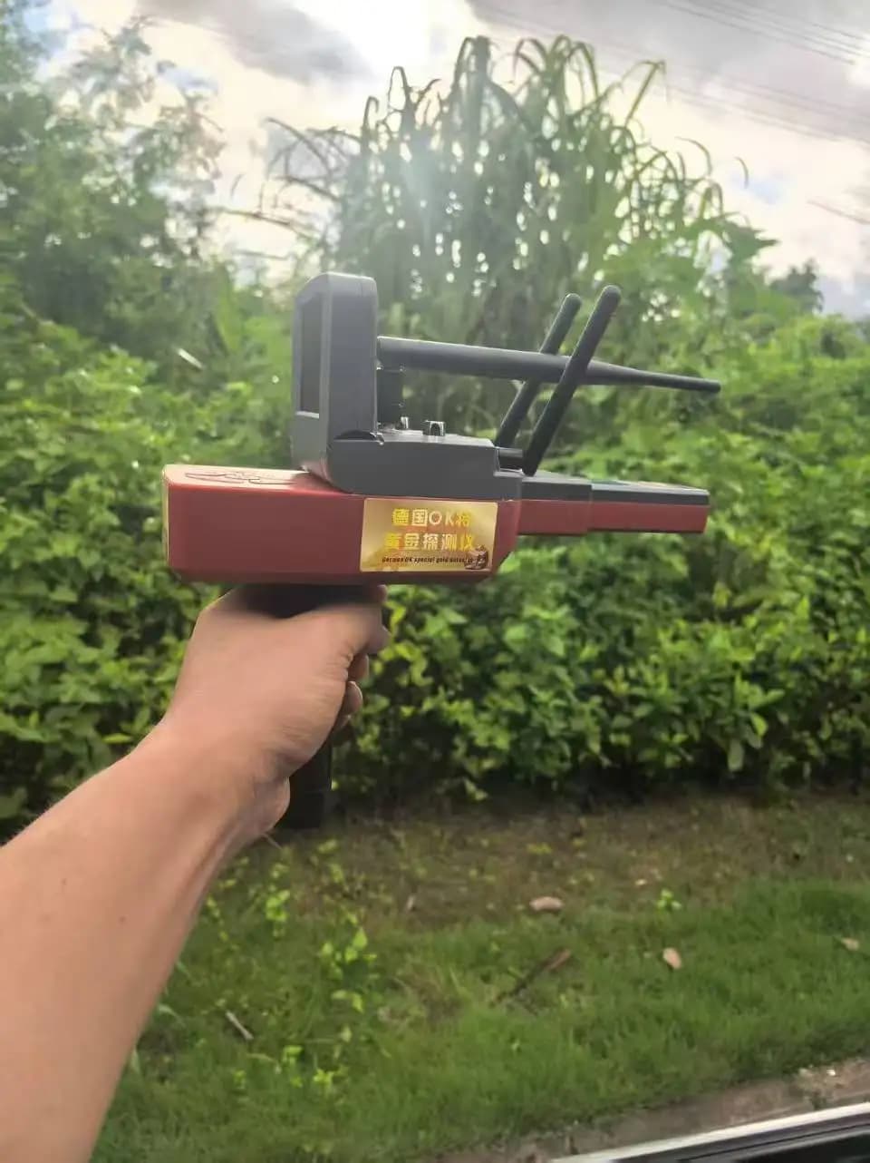 Portable Plastic Security Metal Detector with LCD Display