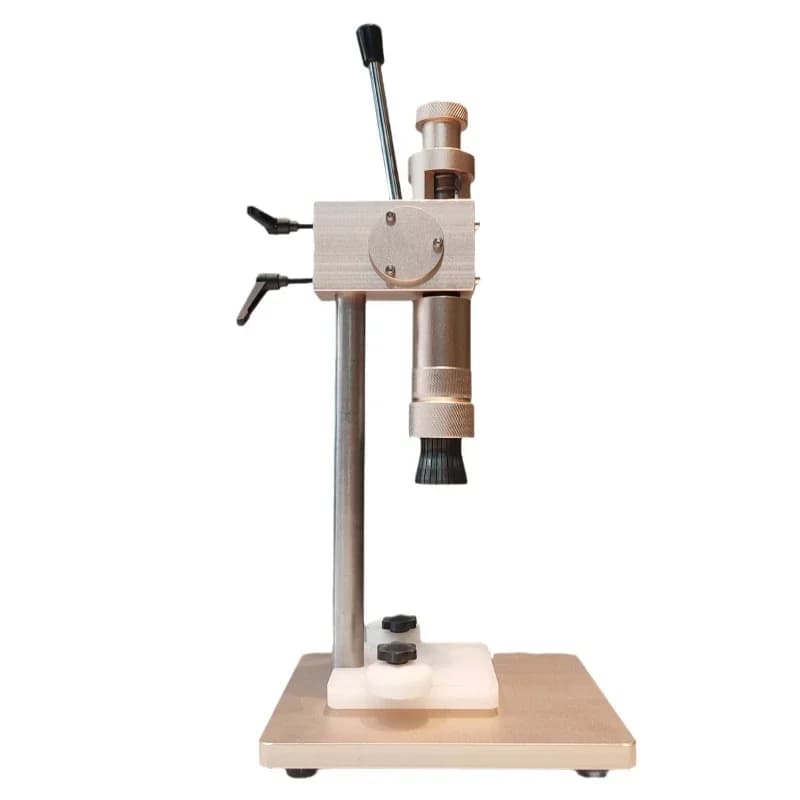 Spot perfume bottle hand-pressed small desktop lock mouth capping machine nozzle capping machine sealing  capping machine