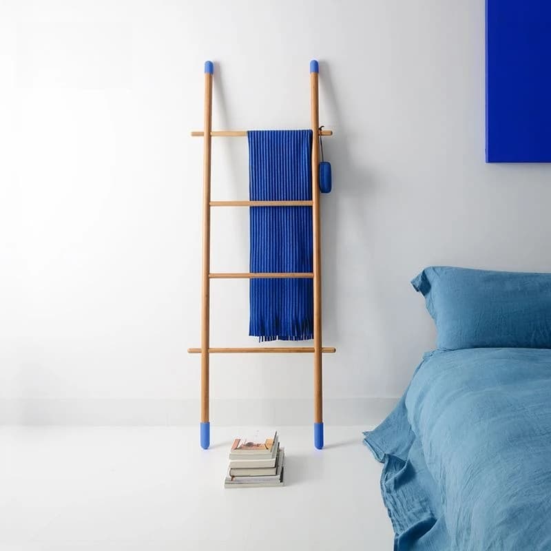 Solid Wood Floor Towel Rack Creative Living Room Bathroom Shelf Simple Hangers Nordic Home Wall Towel Holder Interior Home Decor