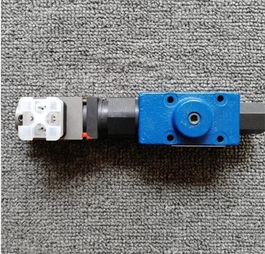 ZDRE 6 VP2-11/210MG24K4M Hydraulic Proportional Reducing Valve ZDREE 10 VP2-2X/200XLMG24K31A1M ZDRE 10 VP2-22100XLMG24K4M