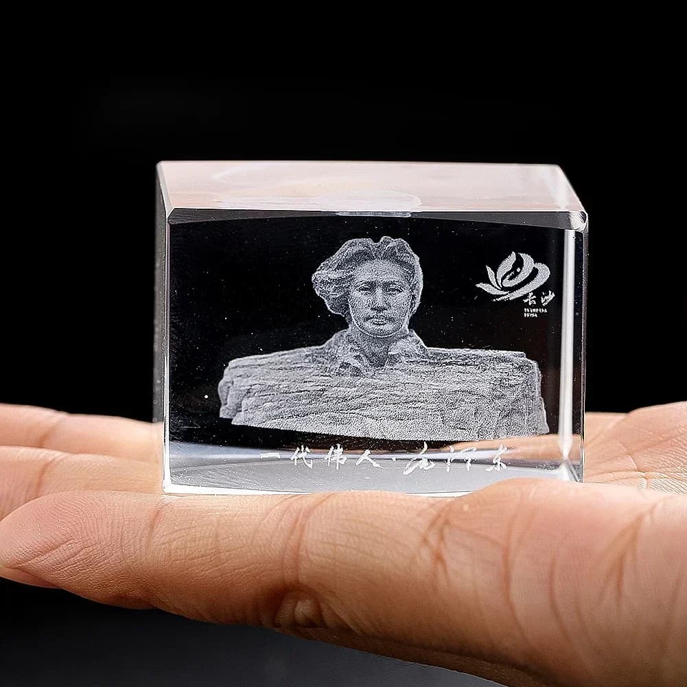 1PC Crystal Square Pendant China Changsha Orange Island Head Portrait 3d Laser Engraving Model Travel Souvenir Gift