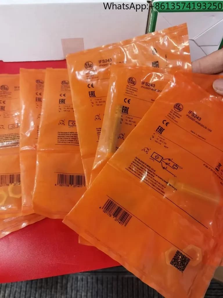 IFM Proximity Switch IFS243
