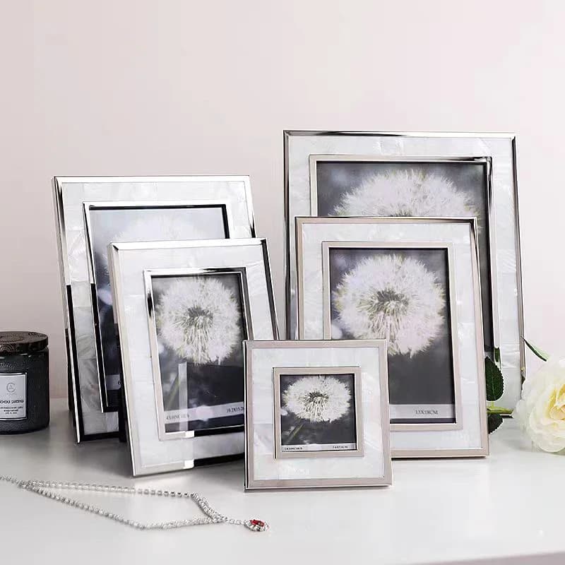 Luxury Creative Shell Metal Photo Frame Rectangular Desktop Display for Bedroom Natural Shell and Metal Combination Home Decor