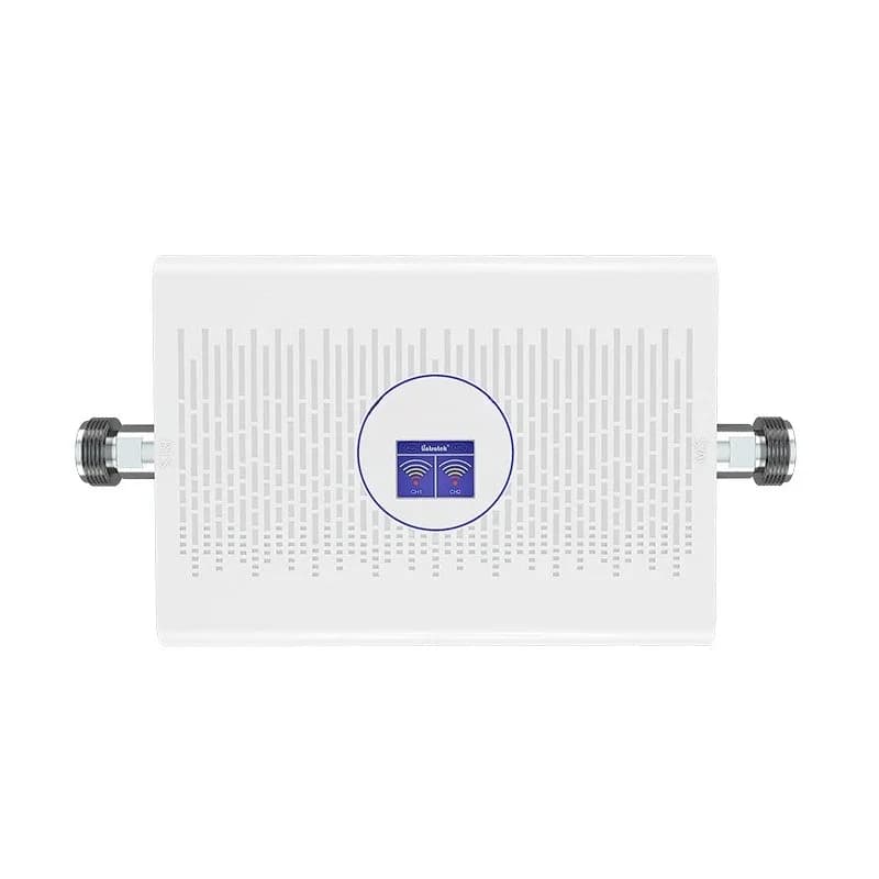 Mobile phone signal amplification and enhancement receiver, signal amplification repeater