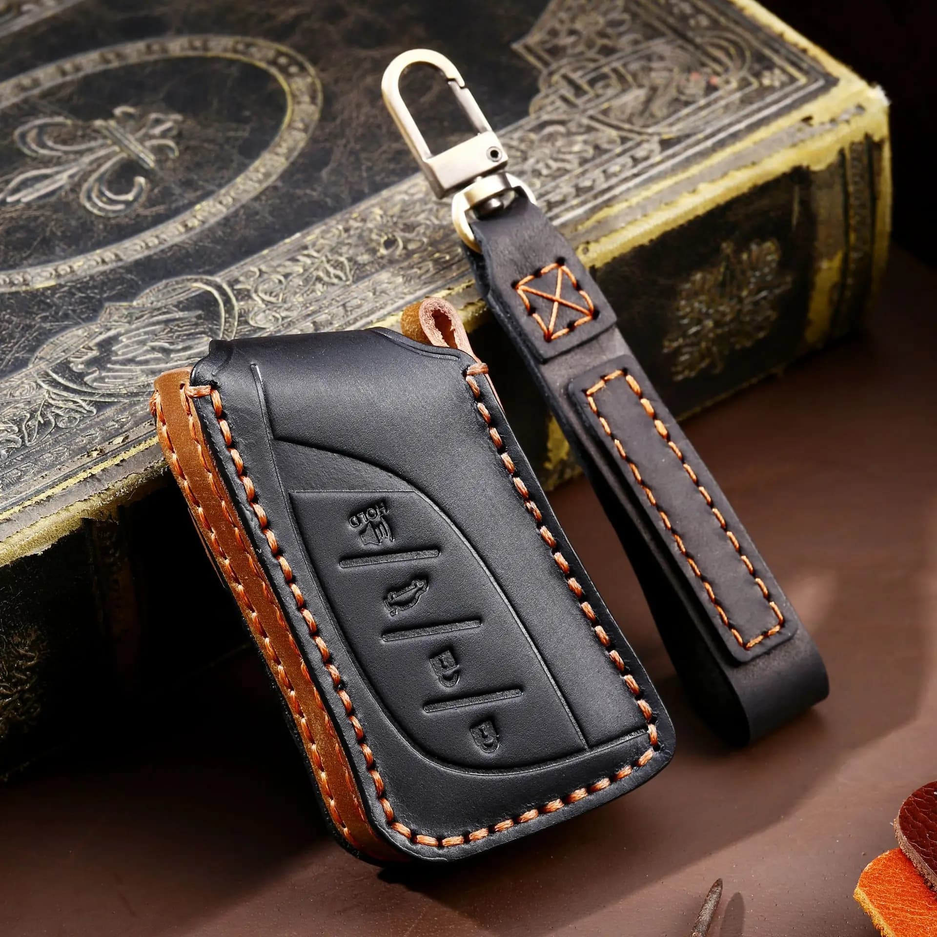 High-End Luxury Retro Genuine Leather Car Key Pouch for Lexus Handmade Key Case + Keychain Ideal Gift