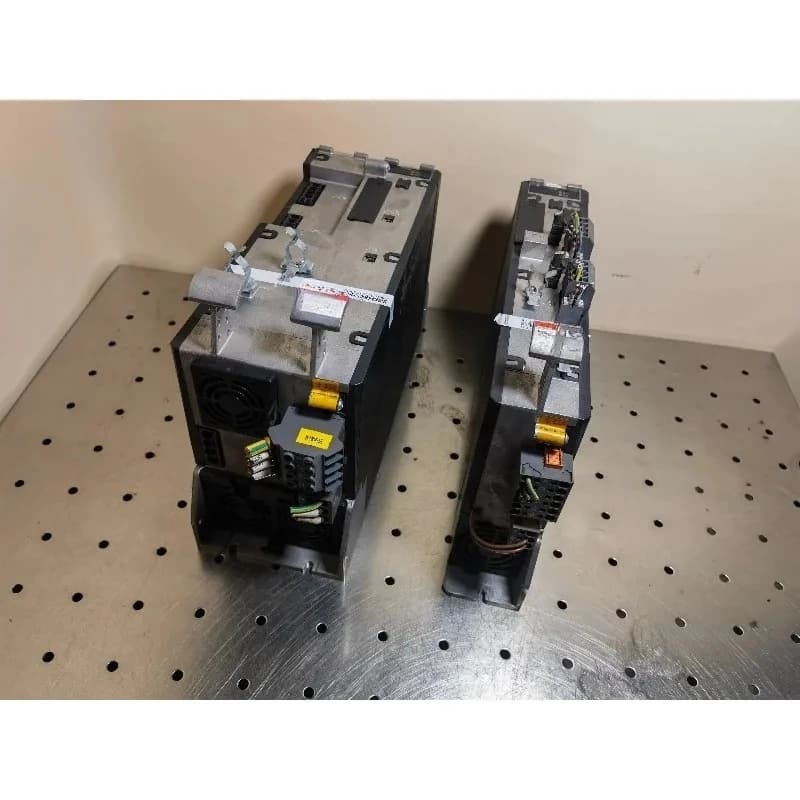 Servo Driver 8EI022HWD10.0100-1 8EI2X2HWD10.0500-1 Used 9 New
