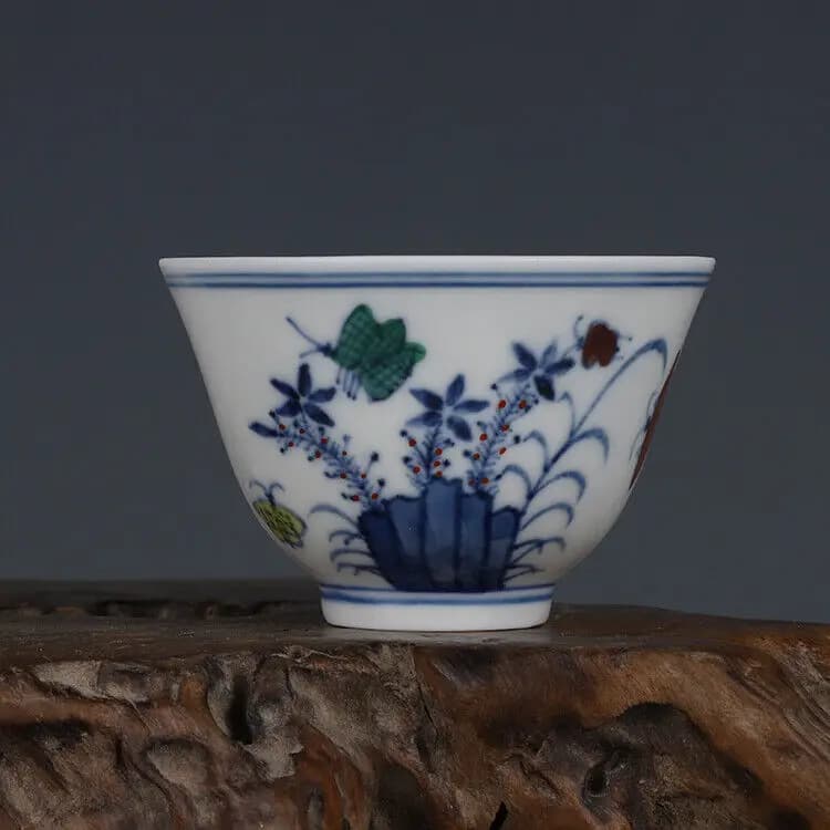 2.7" Chineses Ming Doucai Contrasting Colors Porcelain Flower Bird Cup