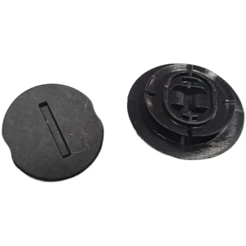 1pc for Audis A3 S3 Q3 Q2 Bottom guard plate lower buckle threshold skirt edge buckle