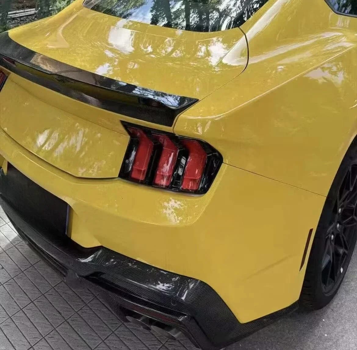 Carbon Fiber Rear Bumper Diffuser for Mustang 2024+