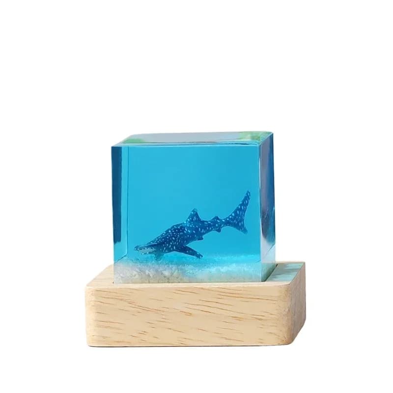 Ocean whale crystal lamp modern high-end desktop decoration ornament