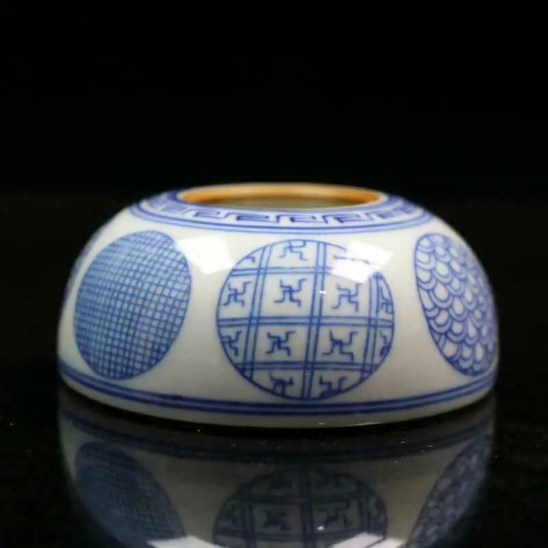 Old Chinese Blue and White Porcelain Hand Painted Jar Pots Pen Wash