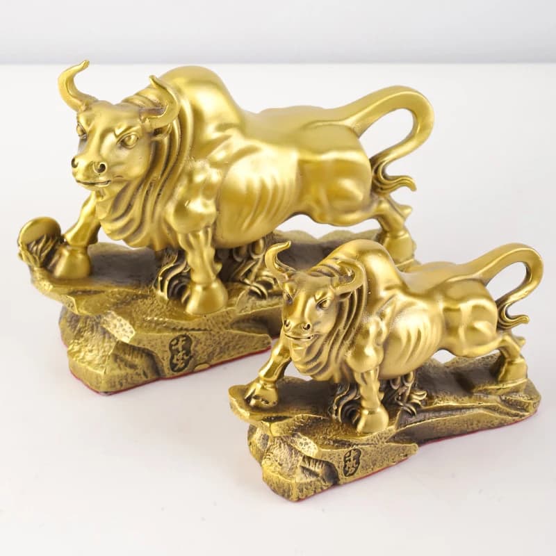Brass Bull Ornament Zodiac Bull Decoration, Auspicious Bull, Pure Copper Golden Bull, Office Decoration, Home Living Room Orname