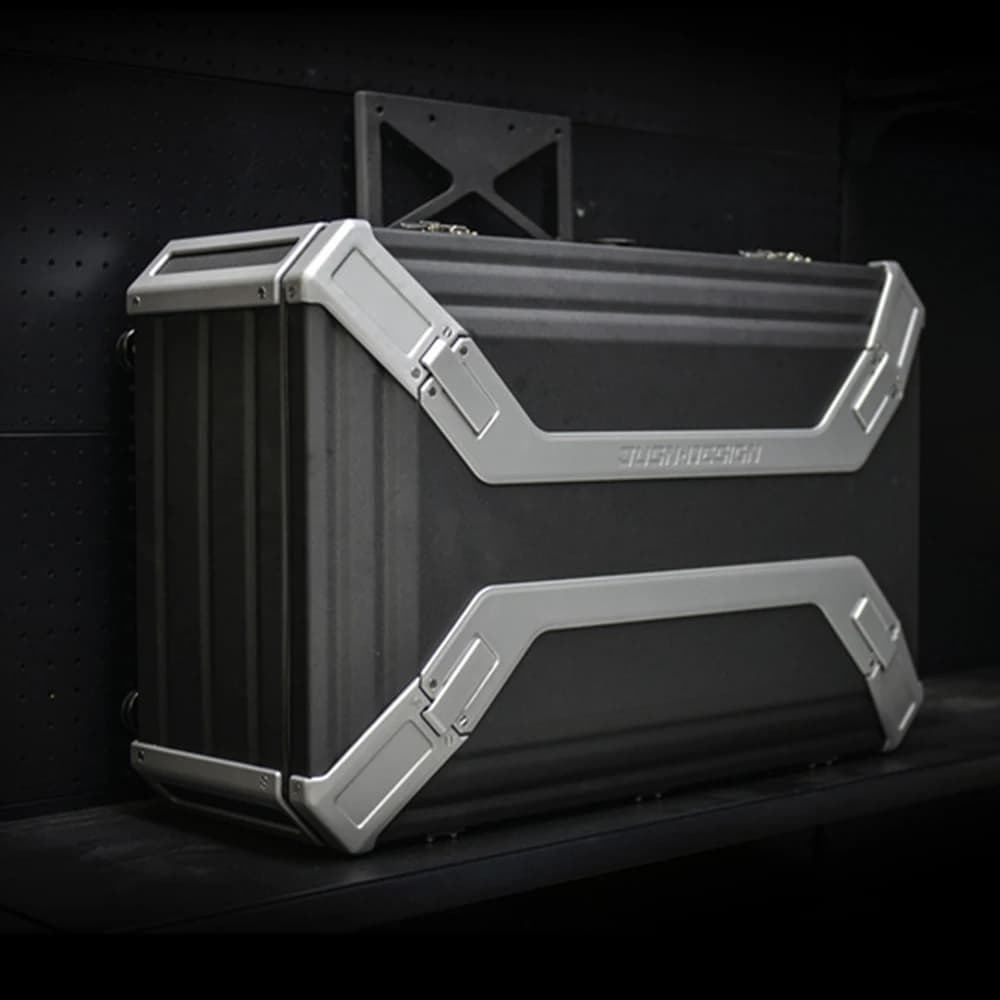 Lantsun JL1340 Aluminum Alloy Tailgate Storage Box With License Plate Frame And Camera Bracket For Jeep For Wrangler JK JL