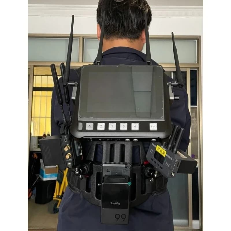 Mobile live broadcast back frame mobile live broadcast, magically can install v-port batteries and other streaming equipment
