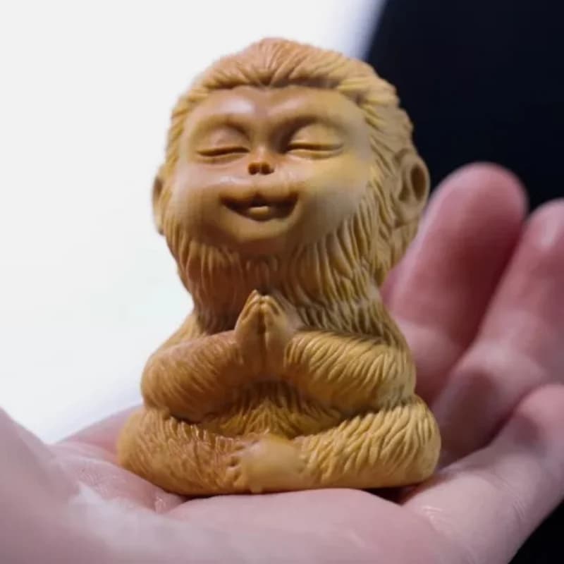 Boxwood Hand Carved Sun Wukong Monkey King Statue Buddha Sculpture Decor