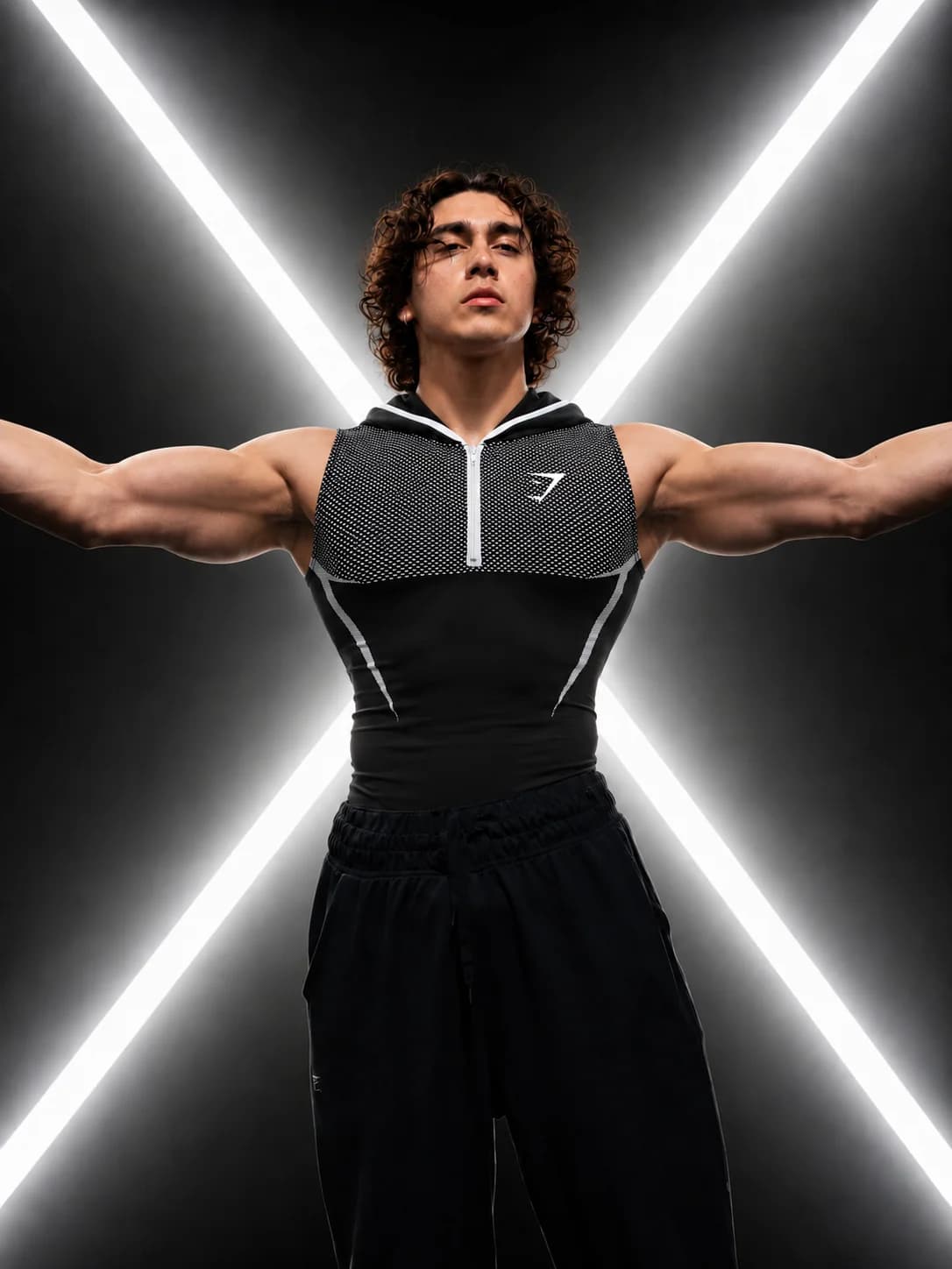 GYM SHARK 2026 ONYX V5 hooded vest, available in 5 colors, suitable for indoor fitness and outdoor sports