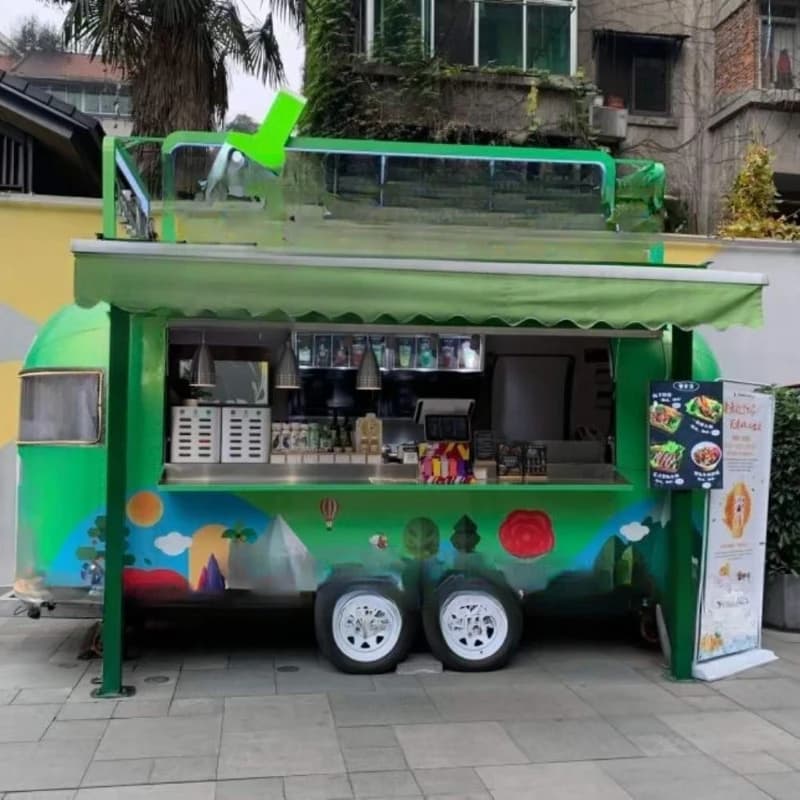 Internet celebrity clock in mobile commerce ice cream burger  truck