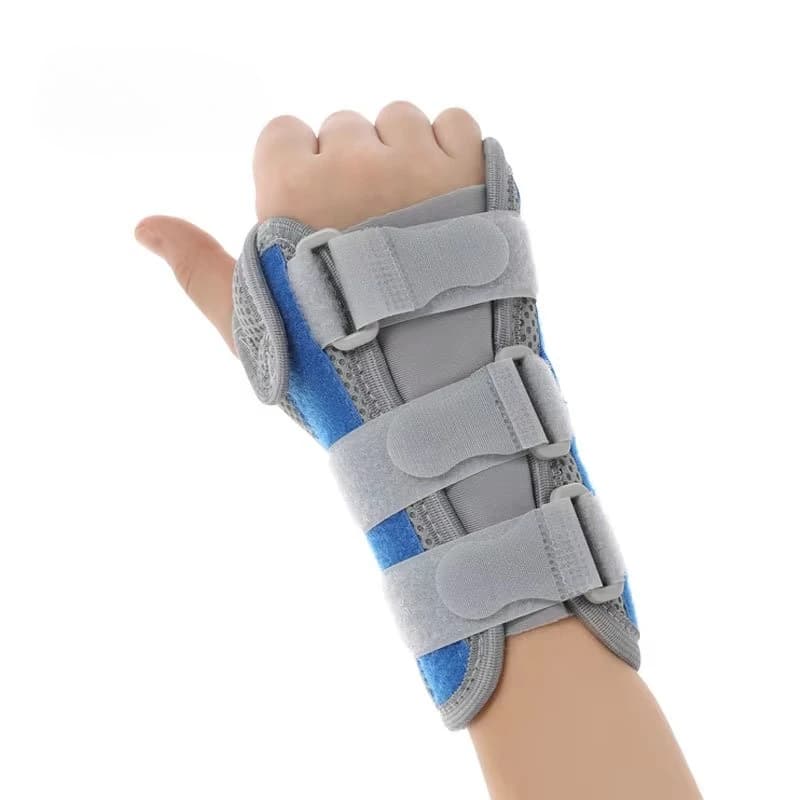 Children's wrist fixation belt bracket for children's wrist sprain care