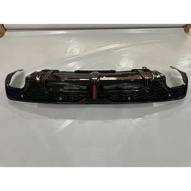 Car Accsori New Q Model Dual Outlet Rear Diffuser Lip + Exhaust Tips Full Black Sport Version Pp Material Hot Selling