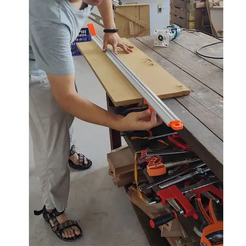 Guided multifunctional cutting machine, electric circular saw, hand-held woodworking flip-chip table