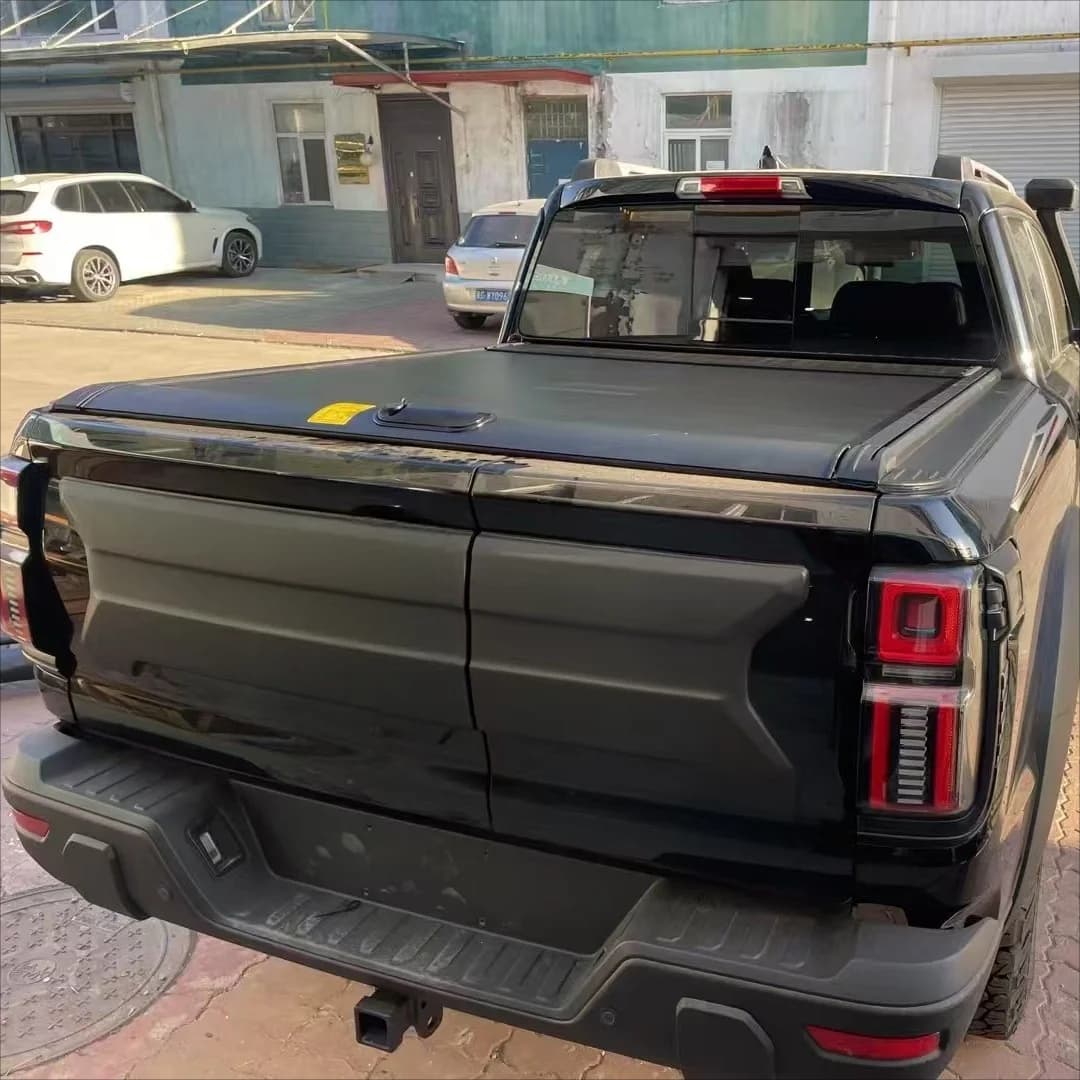 High Quality Manual Operated Aluminum Tonneau Cover Applicable to for GMC Sierra Pickup Retractable Aluminum Roller Shutter