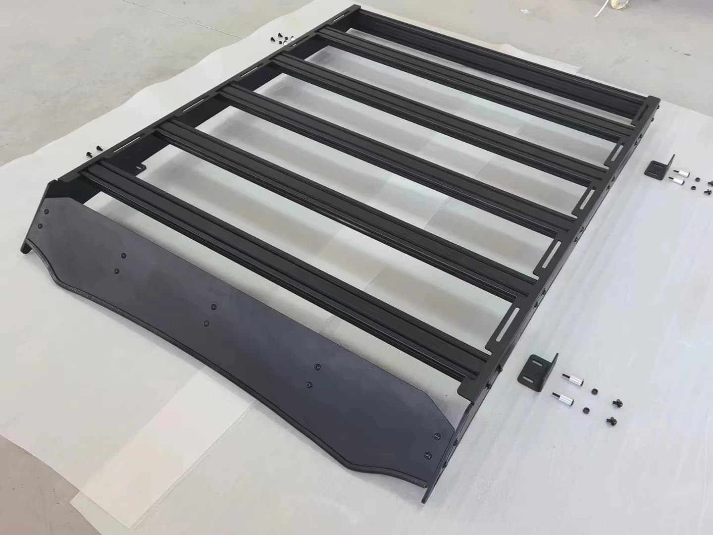 Spedking High Quality 2024 Latest Models 4x4 Car Parts Black Steel Roof Rack for  Roof Rack 2024