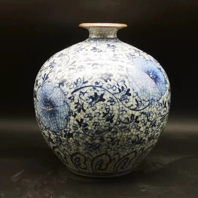 Jingdezhen ceramics hand-painted blue and white porcelain vase ornament antique porcelain antique old objects collection