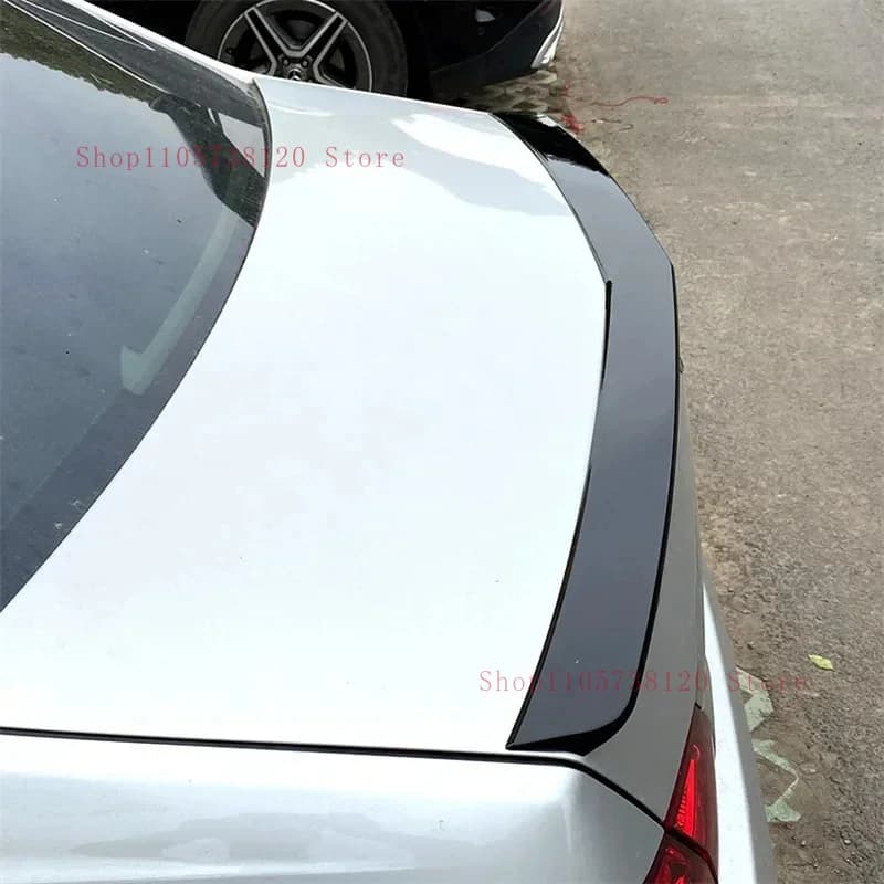 High Quality Rear Middle Roof Trunk Spoiler E-Class E0 E0 - Exterior Modifiion Auto Accsori