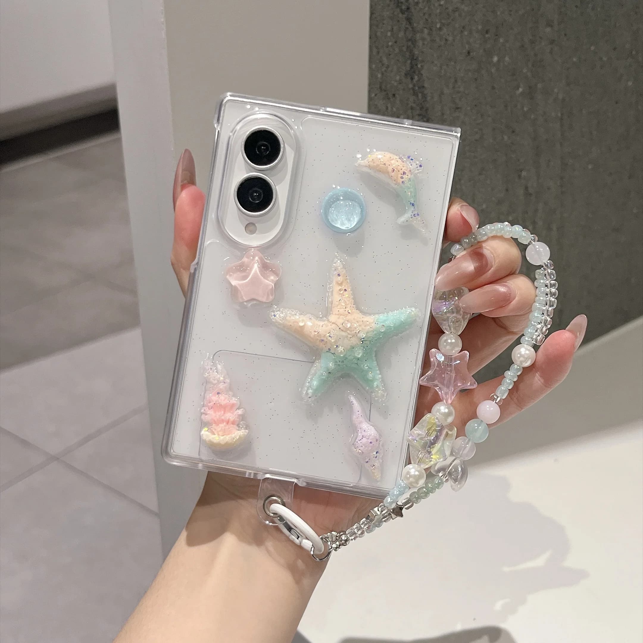Cute 3D Ocean Theme Starfish Dolphin Resin Phone Case For Samsung Galaxy Z Fold8 Ultra Fold7 6 5 4 Cover With Pearl Wrist Chain
