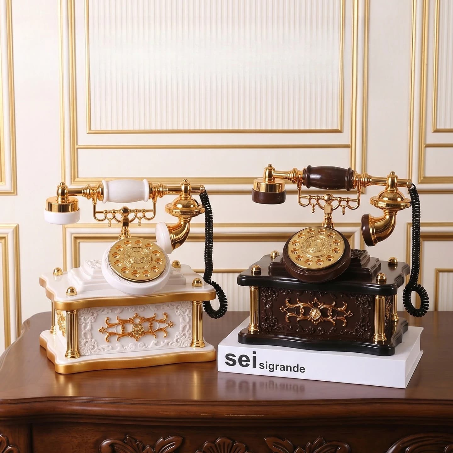 Vintage Telephone Shaped Wooden Music Box Nostalgic Decor Ornament Creative Gift for Birthday Holiday