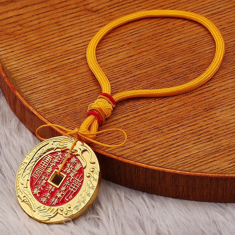 Brass Mountain Ghost Money Spending Bagua Keychain Accessory Pendant Coin Peace Buckle Unisex Bag Hanging Ornament Craft