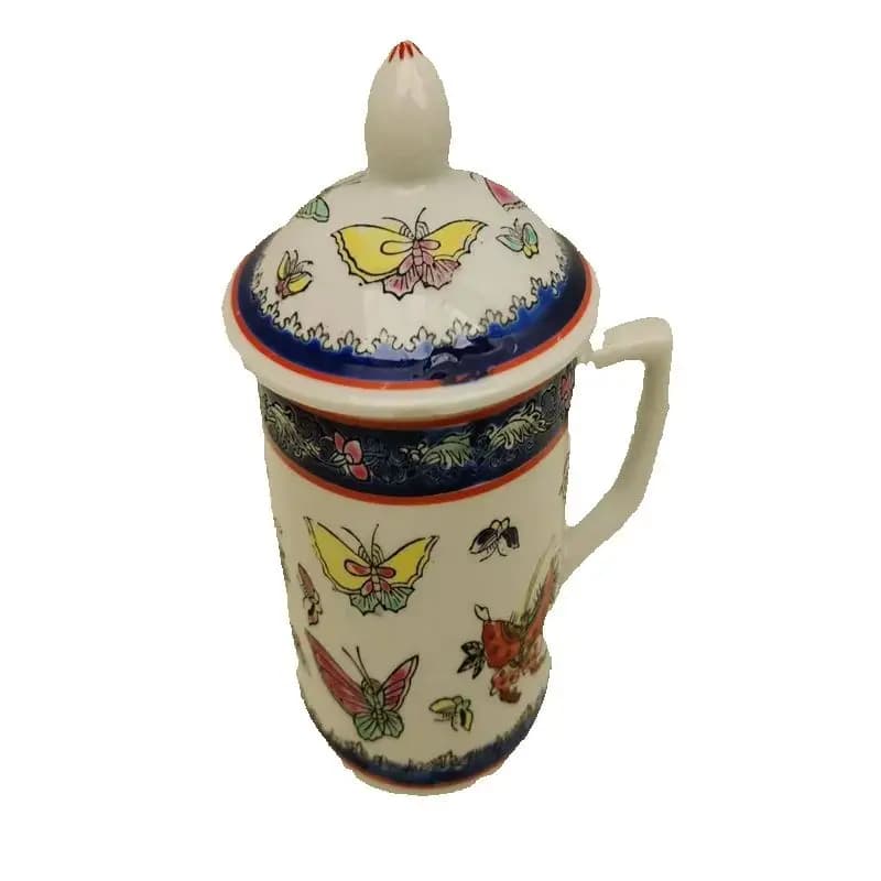 Chinese Old Porcelain,with A lid cup made of pink porcelain with a butterfly pattern Decorative Pottery Artwork Collec