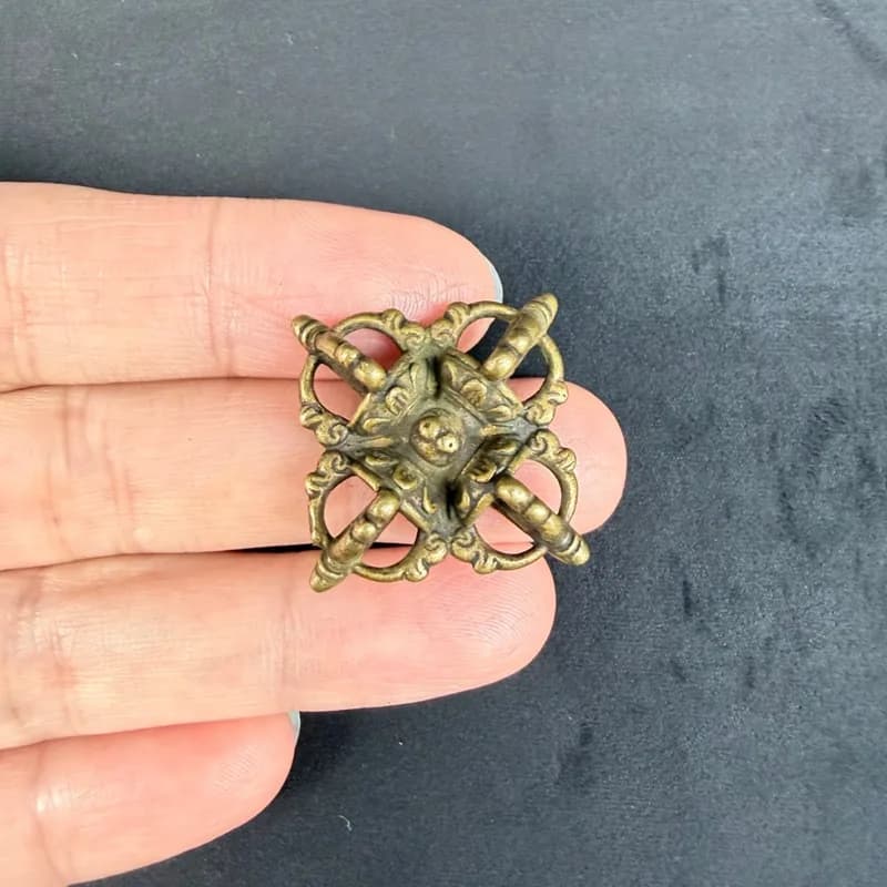 Tibetan-style brass - , five-pronged , demon-subduing , cross-shaped vajra scepter p