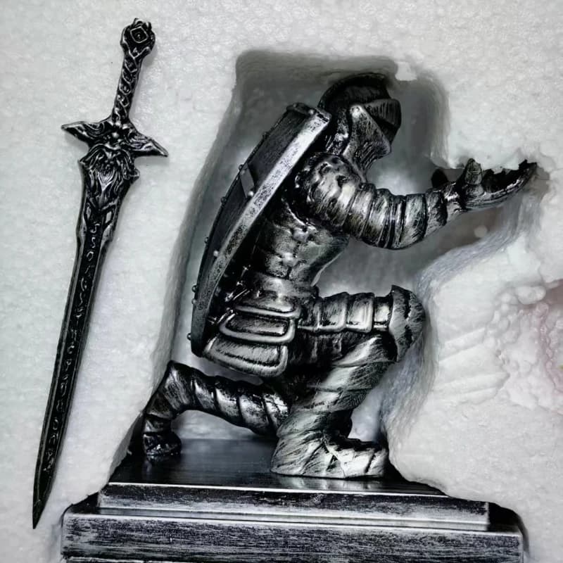 Knight Pen Seat Creative Warrior Ornament Office Desk Holder Birthday Gift with Swords