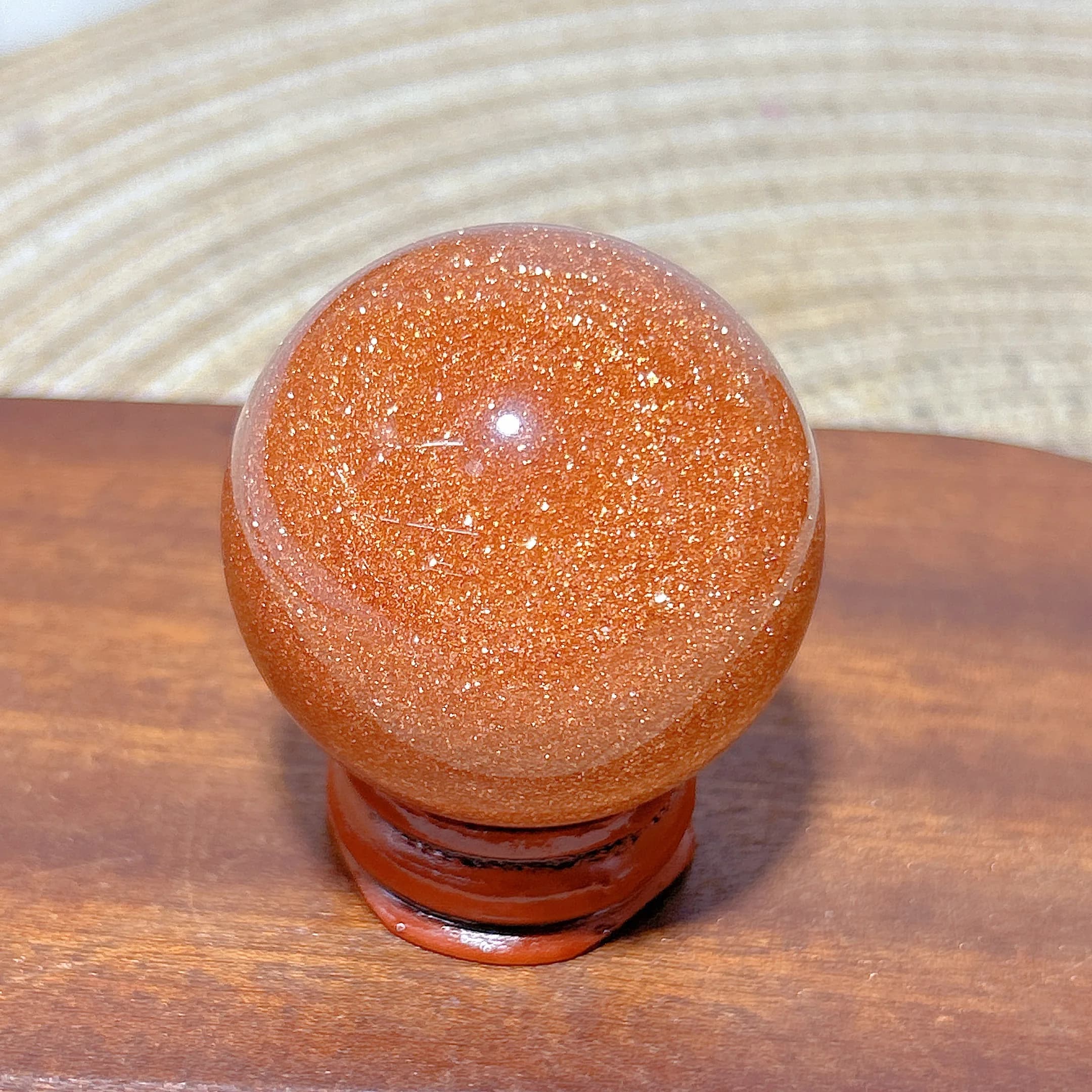 Natural Crystal Rainbow Flashy Gold Sand Sphere Polished Ball Healing Ball High Quality Energy Home Decorations Room Decor Gift