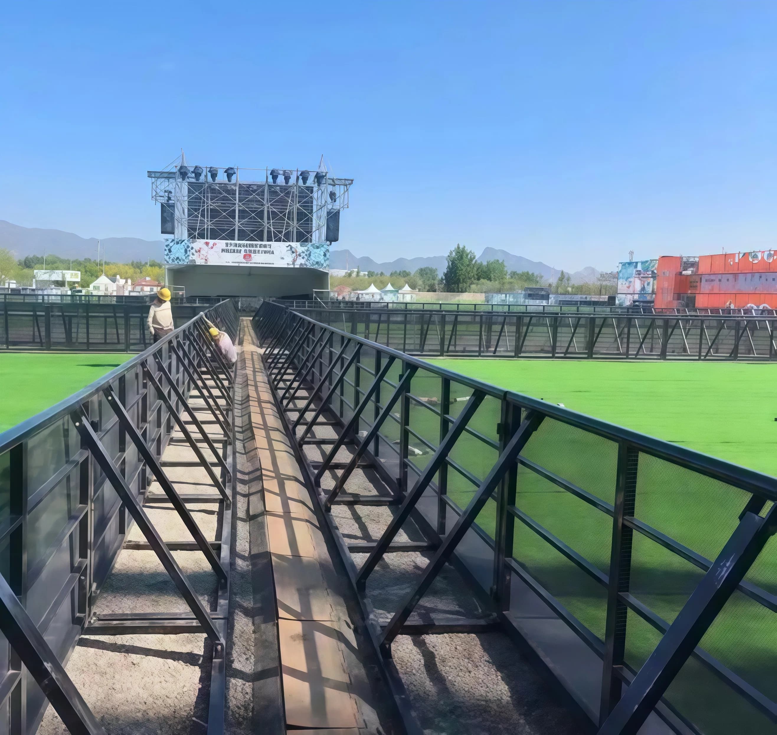 【Direct Factory Sale】High Strength Lightweight Metal Frame Security Fence Environmentally Friendly Stage Barrier Perimeter Prote