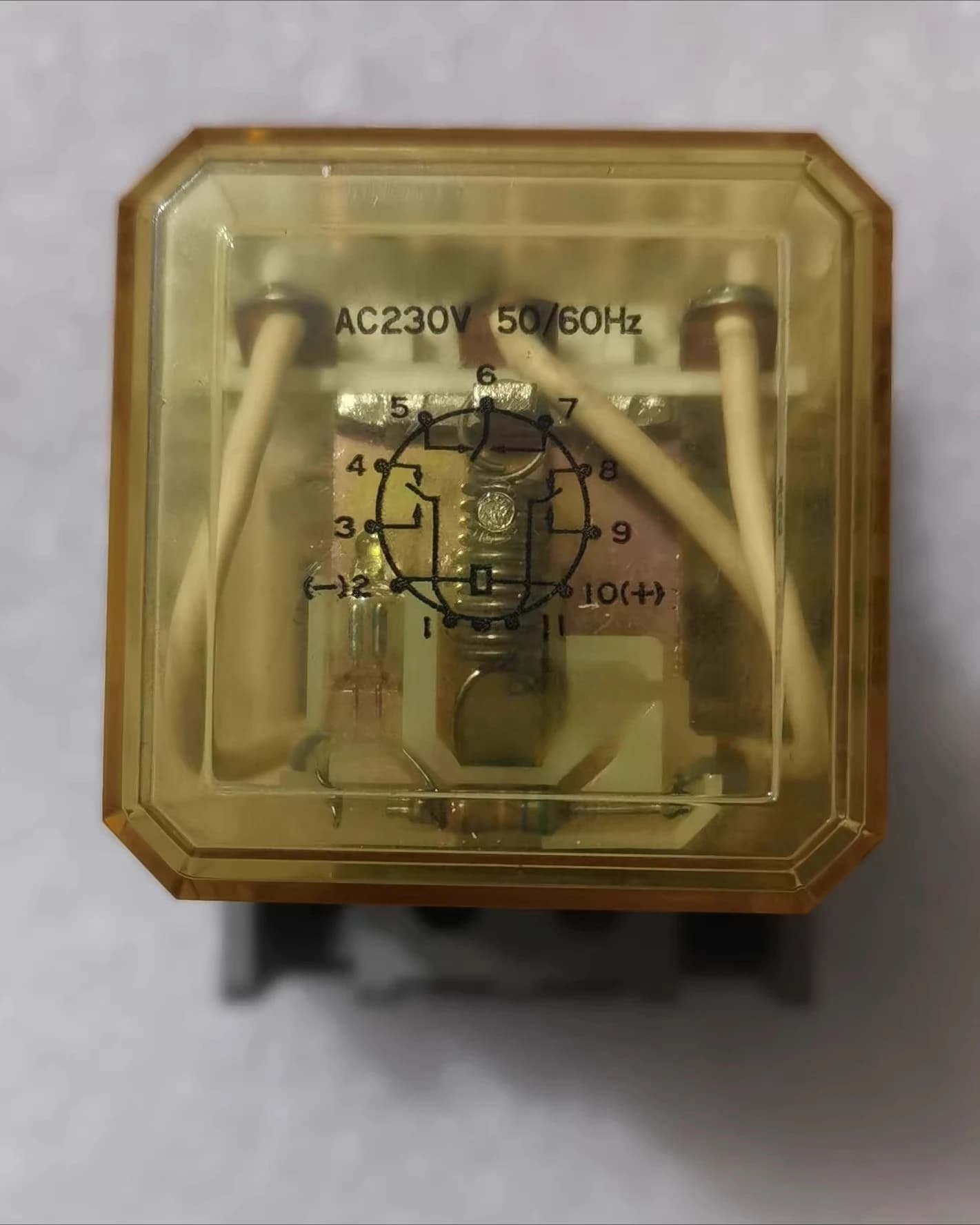 Intermediate relay RR3PA-UL, AC230V, base SR3P-05C