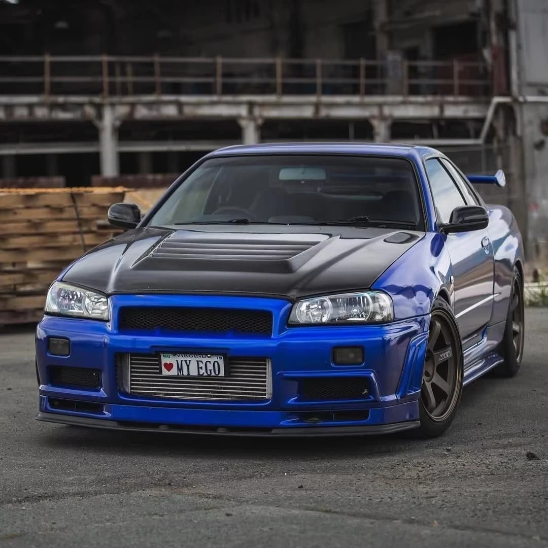 Carbon Fiber Hood for Nissan Skyline R34 GT-R