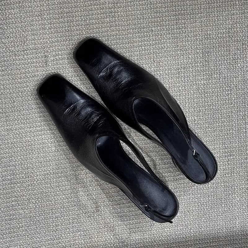 New design square head temperament single shoes women's metal special-shaped heel one-word buckle summer bag head sandals