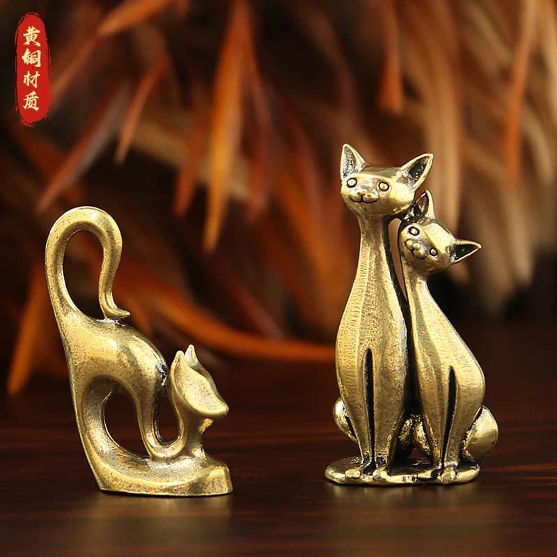 Popular brass European-style figurines, simple couple cat decorations, home decor, casual metal ornaments