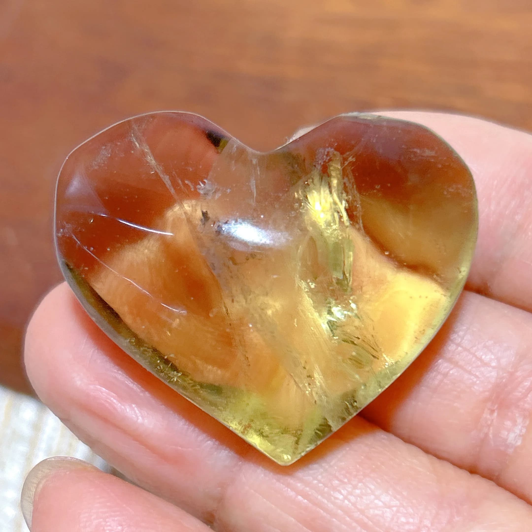 Natural Crystal Smokey Citrine Quartz Heart Rainbow Energy Ornament Ore Healing High Quality Home Decorations Room Decro Gift