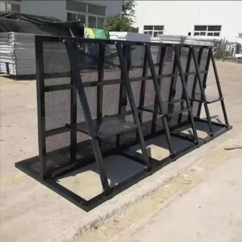 【Direct Factory Sale】High Strength Iron Mobile Anti-Riot Barrier Crowd Control Barricade Portable Safety Guard Fence 4ft Tall Fo