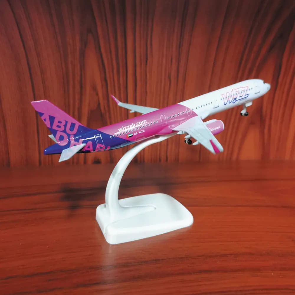 20cm Wizz Air For Airbus A321 1/200 Diecast Alloy Aircraft Prebuilded Airplane Model Plane Building Kit Bedroom Decor Collected