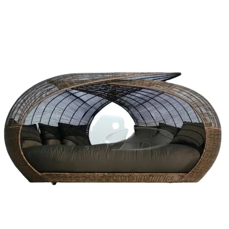 Big round Rattan Wicker Daybed Sun Lounger Garden Furniture Affordable Elegant Design Comfortable Relaxation Best Seller
