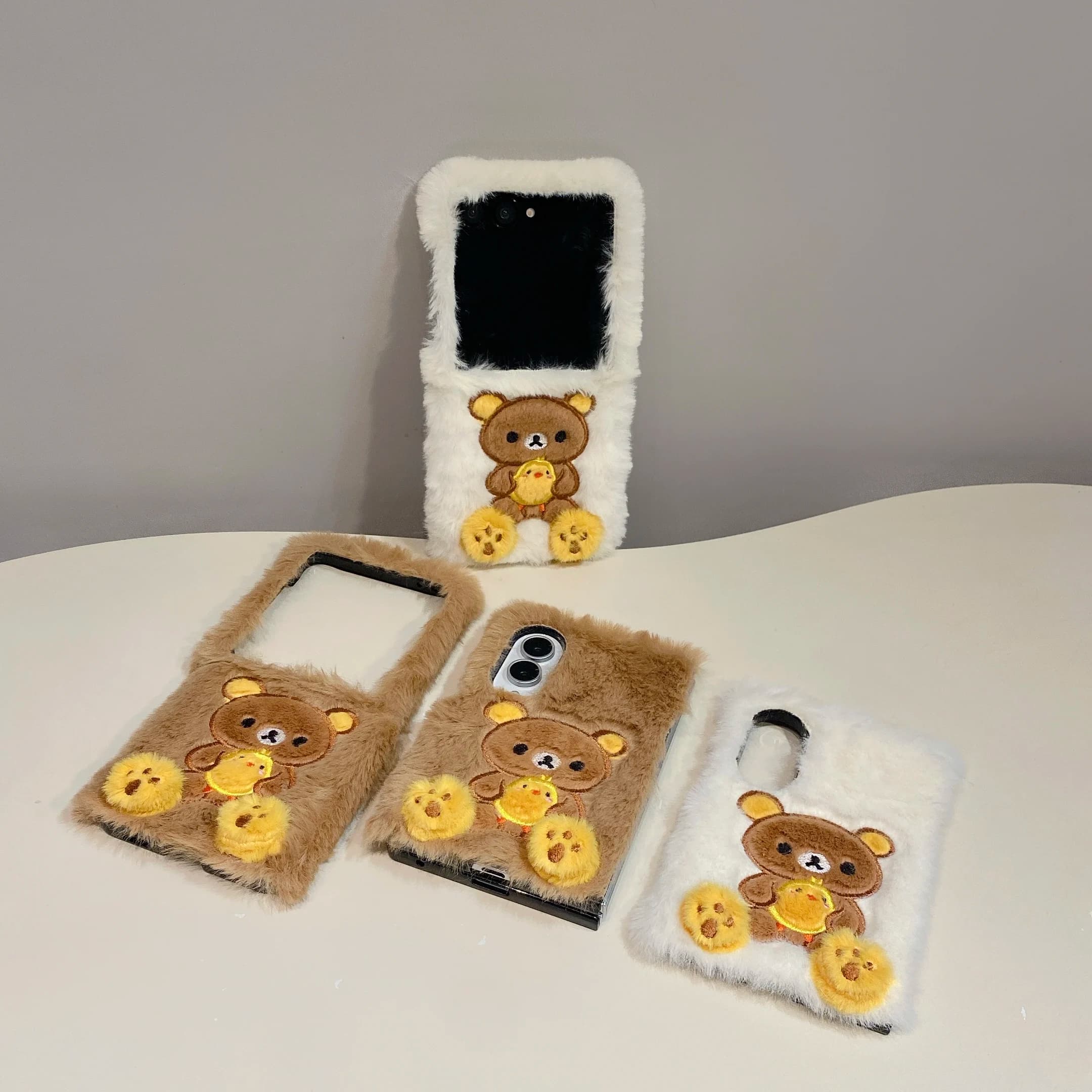 3D Cute Cartoon Bear Funny Fur Fluffy Soft Case for Moto Razr 40 50 60 70 Pro Razr+2024 2025 2026  Winter Plush Shockproof Cover