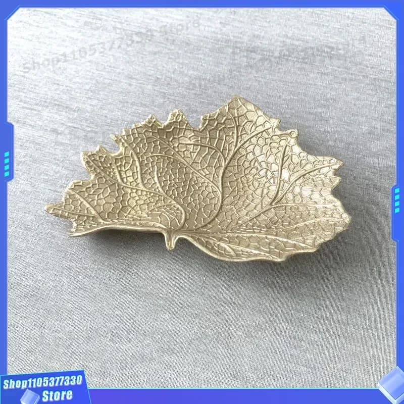 Luxury Brushed Copper Fruit Plate Creative Leaf Design for Villa Hotel Model Room Soft Decoration Restaurant Tableware