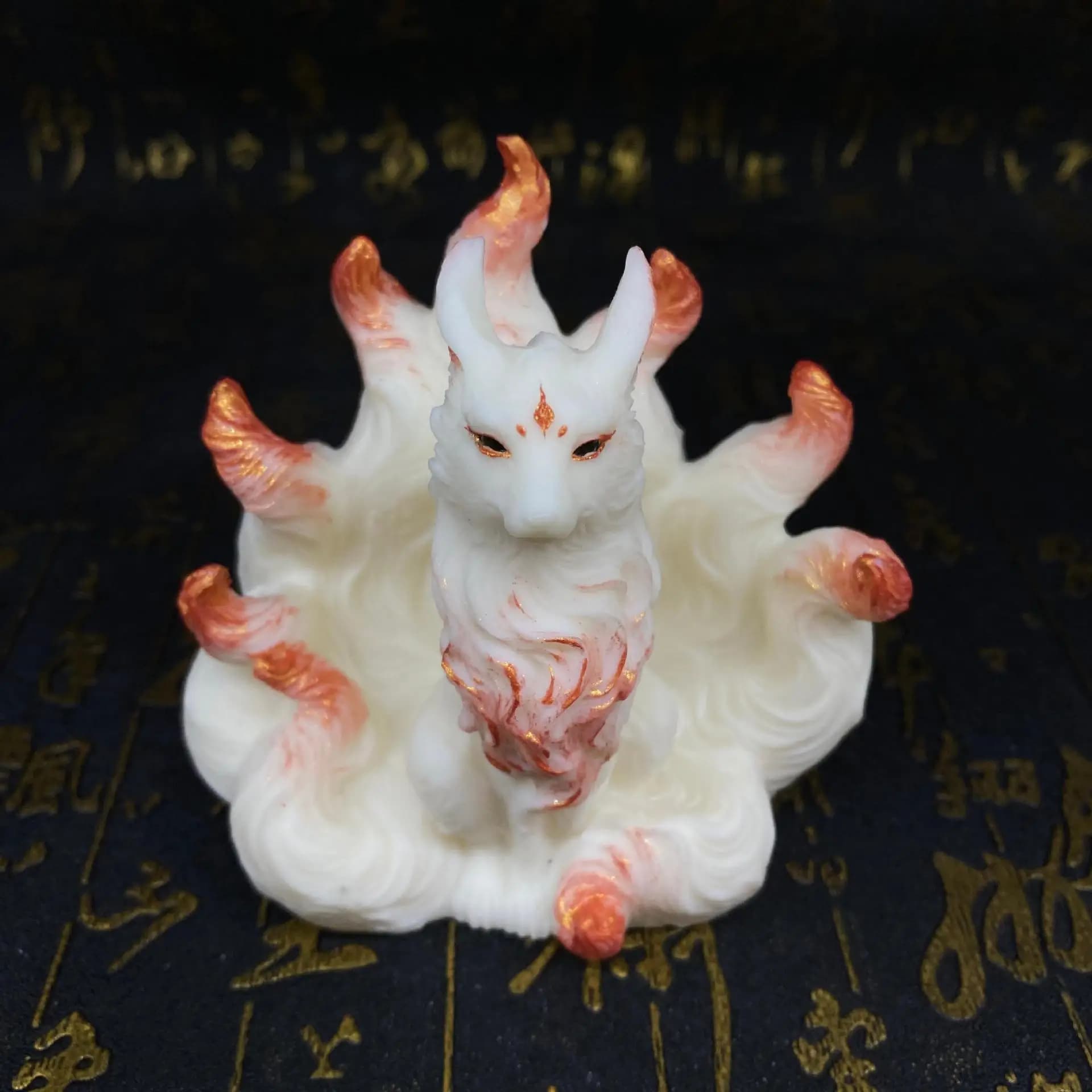 Ivory Nut Carved Nine Tailed Fox Figurine Home Desktop Trendy Craft Display Ornament Art Decor Collectible Gift