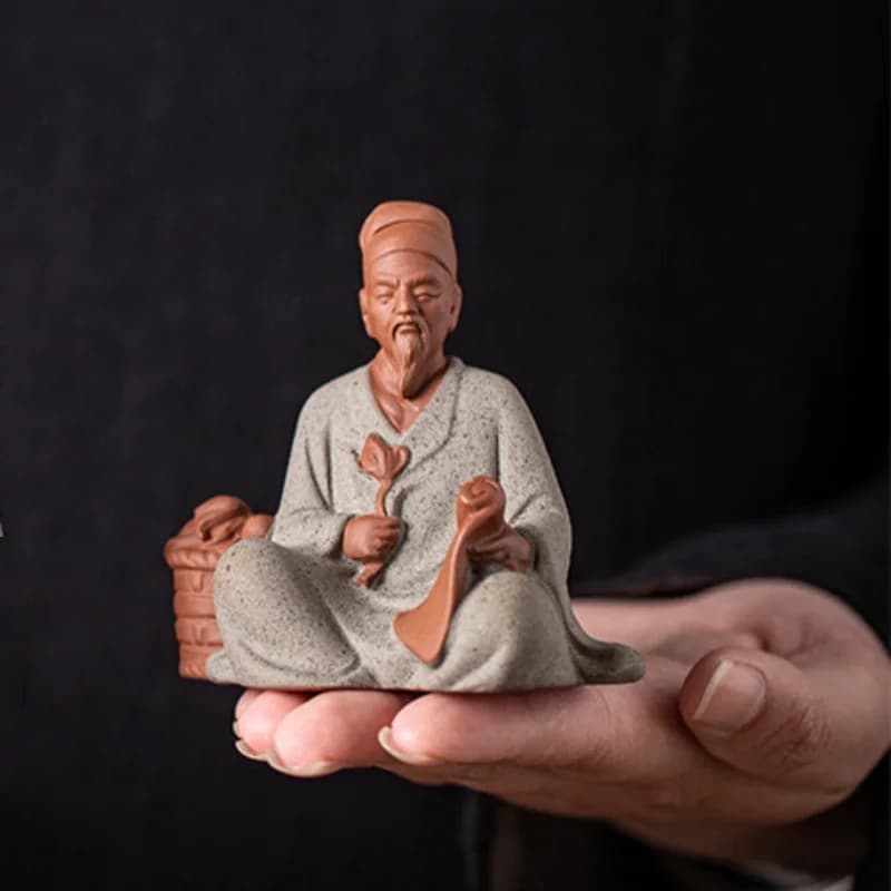 Antique purple clay carving of historical figures statue of Medicine Saint Li Shizhen tea pet ornament creative home decoration